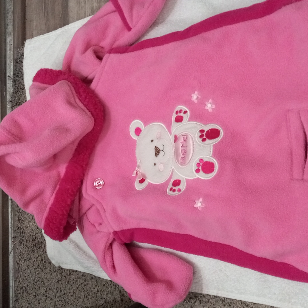 Two Piece OkieDokie One Piece & Bunting Piece Size.     0-3 Months